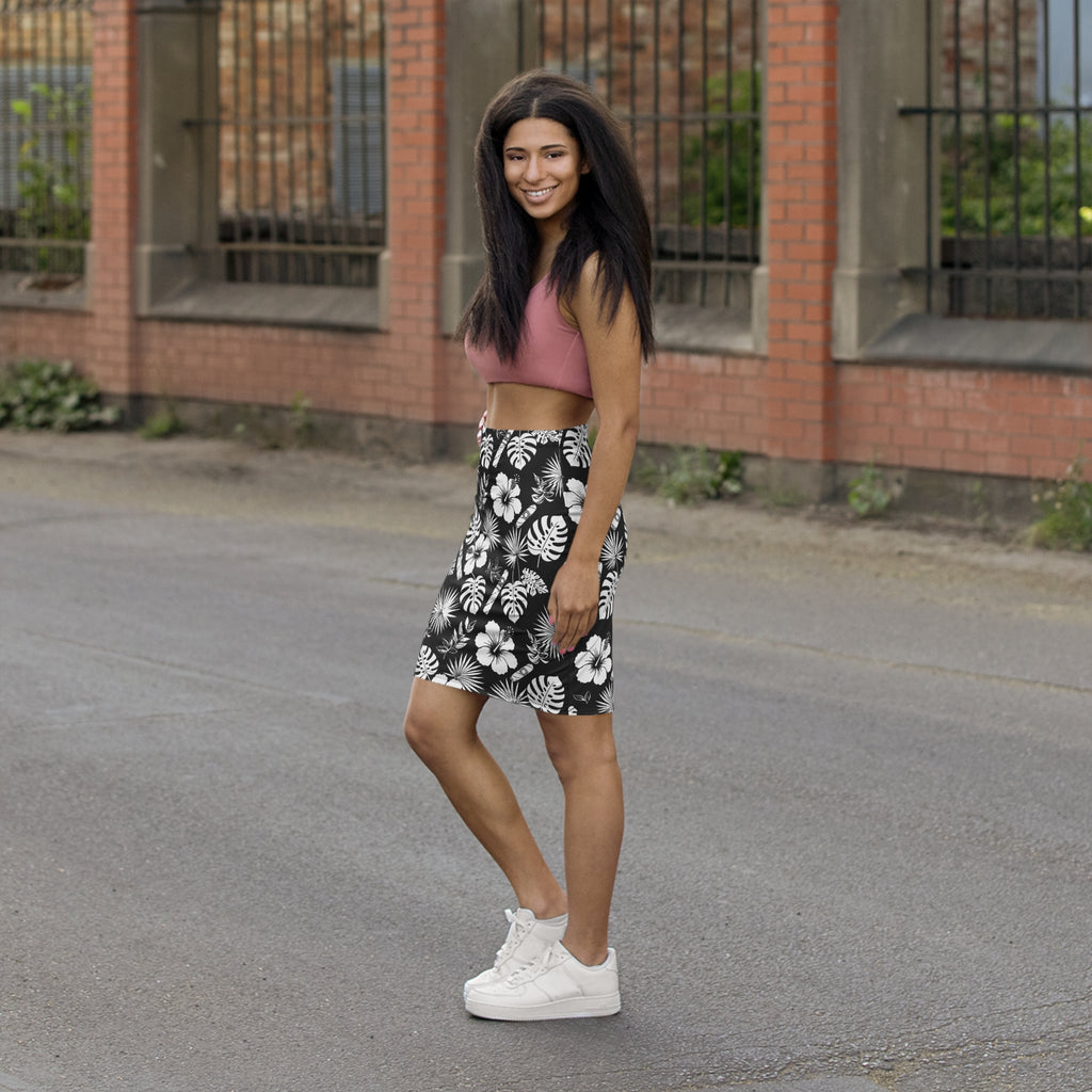 Capa Flora - Tropical Pencil Skirt - Black & White